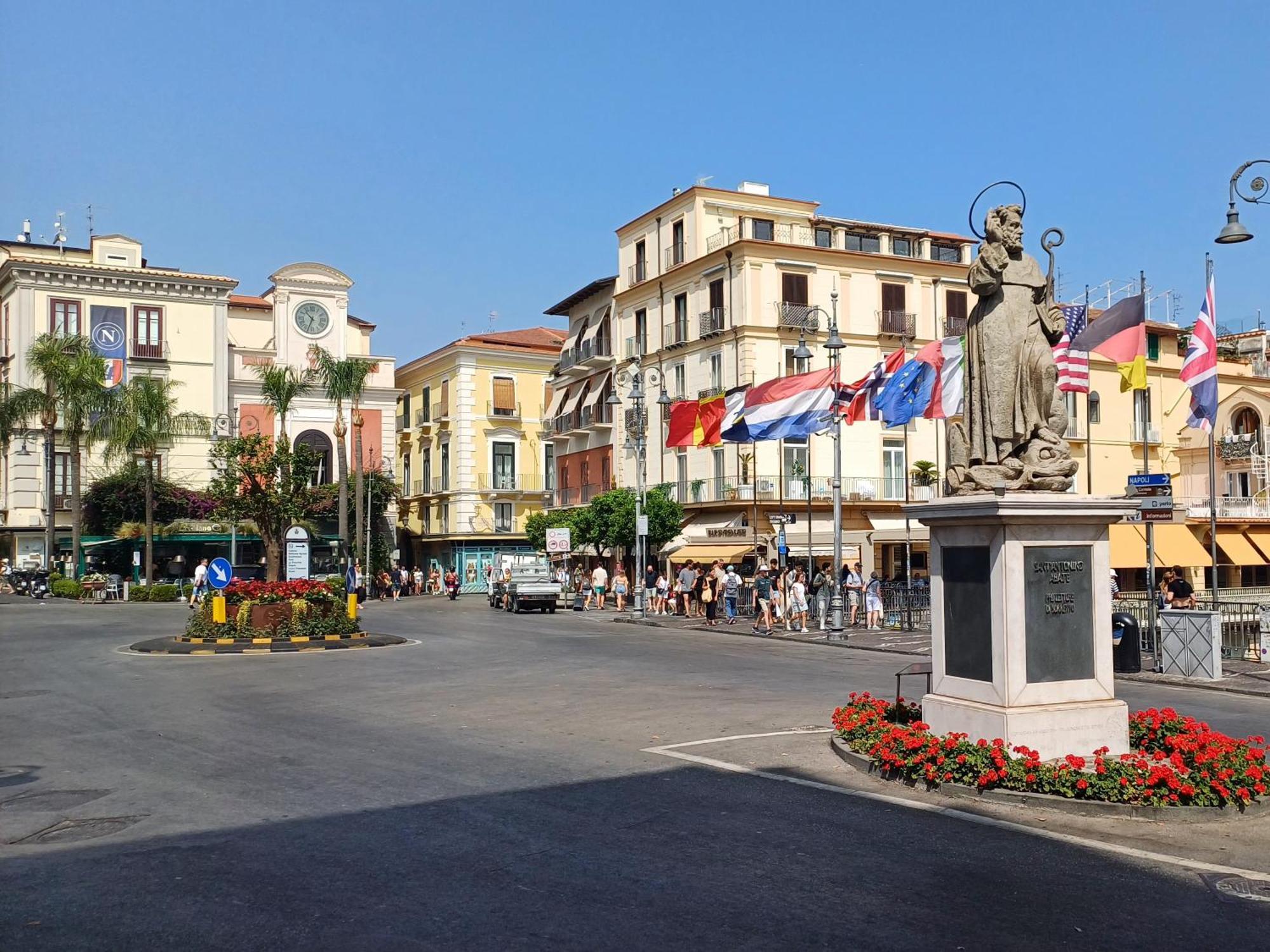 Bed & Breakfast A Casa Di Erica Sorrento